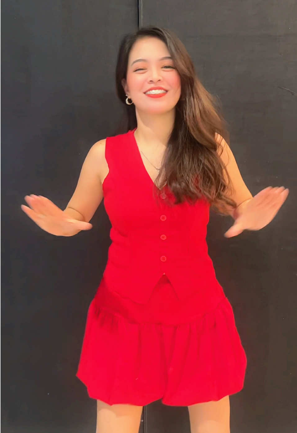 Effortlessly chic in crimson 💃❤️ #FashionFindsatTikTokShop #TikTokPHFashiON #FashionFiesta #FashionFest #TikTokShopFashion #SummerOutfit #TravelOutfit #OfficeOutfit #DateOutfit #PartyOutfit #OOTD #mysweldobudol 