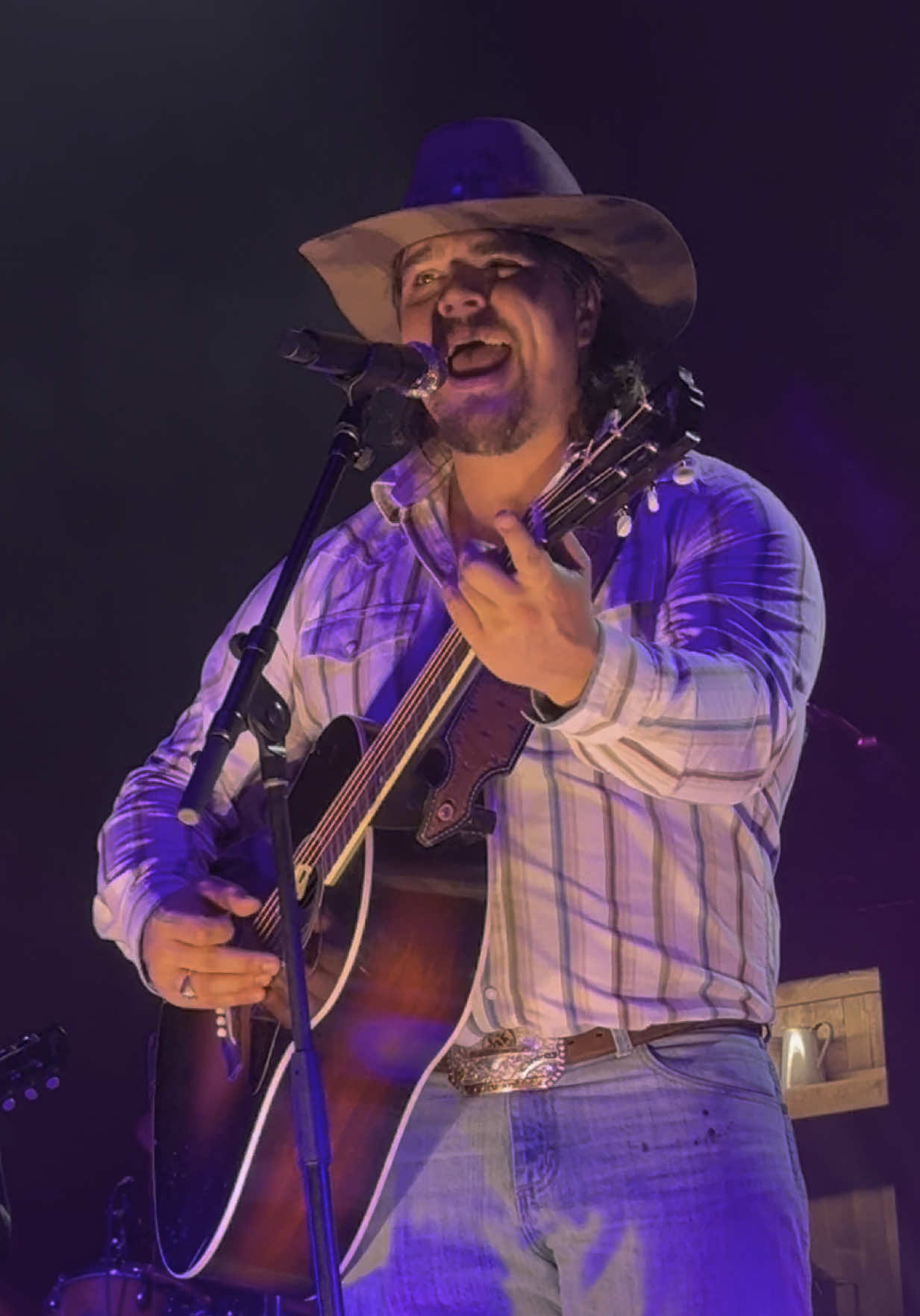 If your blue eyes didn't burn like #nevercallagain #gavinadcock #gavinadcockmusic #countrytok #countryconcert #countrymusic #concerttok #countrymusictiktoks #fyp @GavinAdcockMusic 