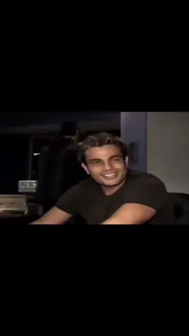 قصاد عيني-عمرو دياب #عمرو_دياب #amrdiab #قصاد_عيني #وبينا_معاد #explore #fyp #اغاني_مصريه #foryou #عشوائيات #اغاني_عربيه #cupcut #مزيكا❤️🌐😂 