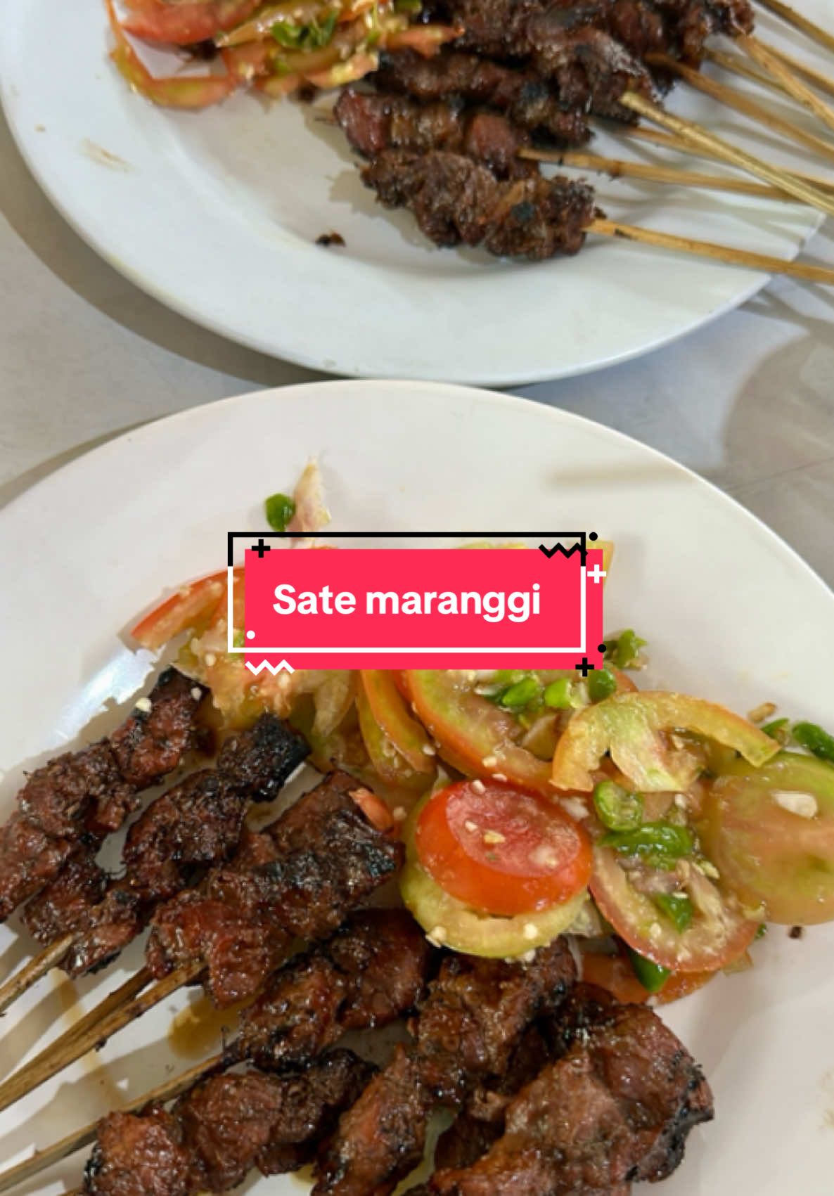 Makan sate maranggi di hj yetti🔥 tututnya enak loh kuahnya lekoh🤤👌🏻 #mantap #kuliner #satemaranggi #hobbymakan #kulinerpurwakarta #videomakan #fypシ゚ 