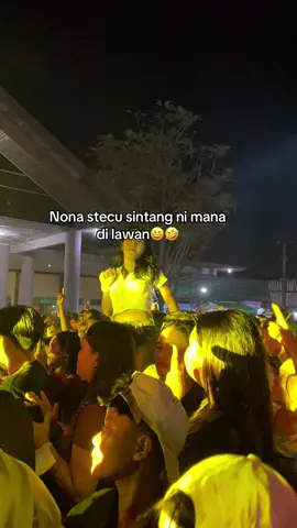 Semoga lewat beranda kakak nya🤣#fyppppppppppppppppppppppp #sintang #kalimantanbarat #stecu #masukberanda #viralvideo 