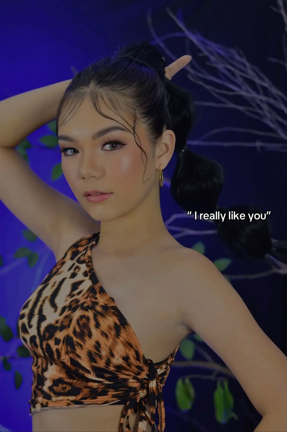 makiki trend lang ( because he likes me more kapag no ayos and ganyan mukha sa last slideHAHAHAHHA)#fyp #🇵🇭 #🇩🇪 #photo #genuine #trend #viral #relatable 