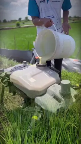 #drone #semprotan #hama #pertanian #dron #semprot #sprayer #dji #agras #t25 #agriculture #penyemburan #t10 #kapasitas #air #8 #liter #pilot #eft #g06 #agrikulture #tanaman #perkebunan #persawahan #camer #gps #large #screen #version #8k #hd #sensor #max #brushlees #4k #remot #control #terbaru #garangnne #teko #tekoo #garangannetekoo 