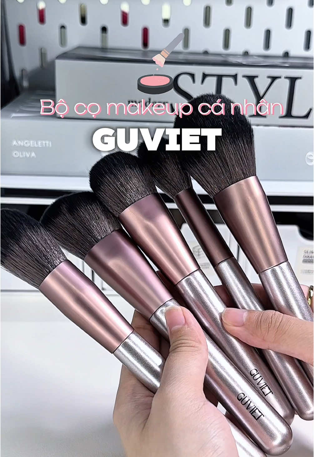 Hàng Việt Nam chất lượng cao 🇻🇳 cọ makeup 14 cây tha hồ cho mấy bà makeup lun nè #guviet #cotrangdiem #tip #makeup #goclamdep 