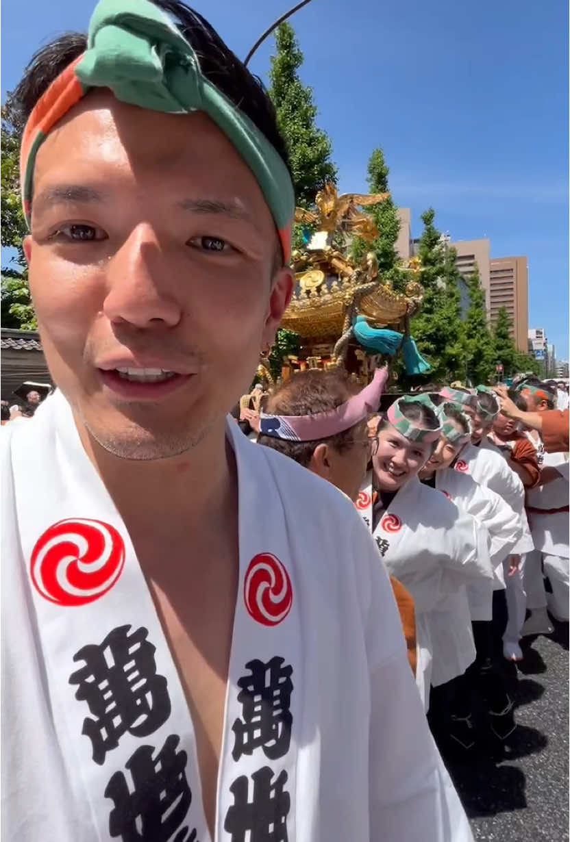 これからむねりんはいちごオレ🍓って呼ぼうかな🍓 #神輿#祭り#神田#いちごオレ