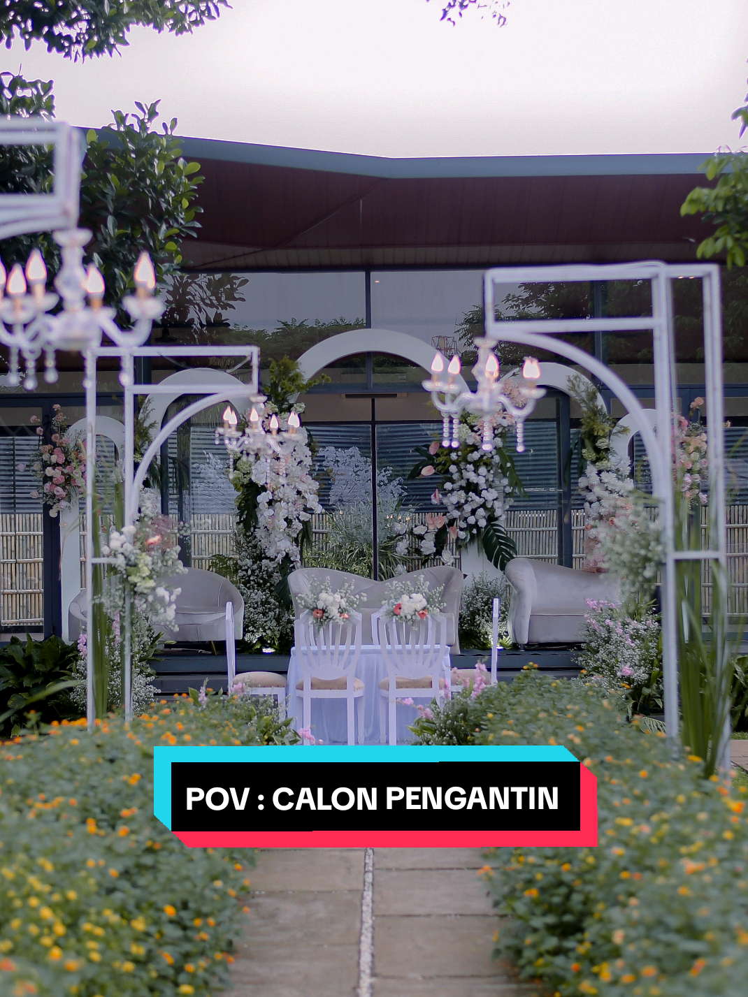 pikiran gimana bisa wujudkan semuanya? @Gemintang.Sawangan bisa membantu semua keinginan kamu untuk wujudkan wedding dream kamu loh 😍 yuk booking dan cek tgl yang tersedia 🫶  #gemintangsawangan #gemintangvenue #gemintangresto #weddingday #weddings #weddingvibes #storywedding #viralvideo #viraltiktok 