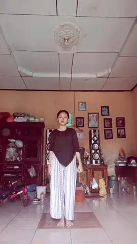 abaikan bengeutna te terkondisikan😂
