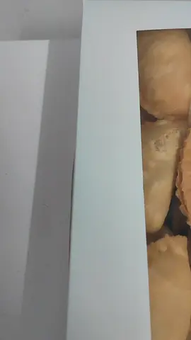 Petang-petang ni sedap betul kalau ada karipap kan?😋 Jom pre-order dengan kami untuk esok Nak frozen boleh, goreng siap pun boleh ✨ #Bangi #kajang #putrajaya #karipap #fyp 