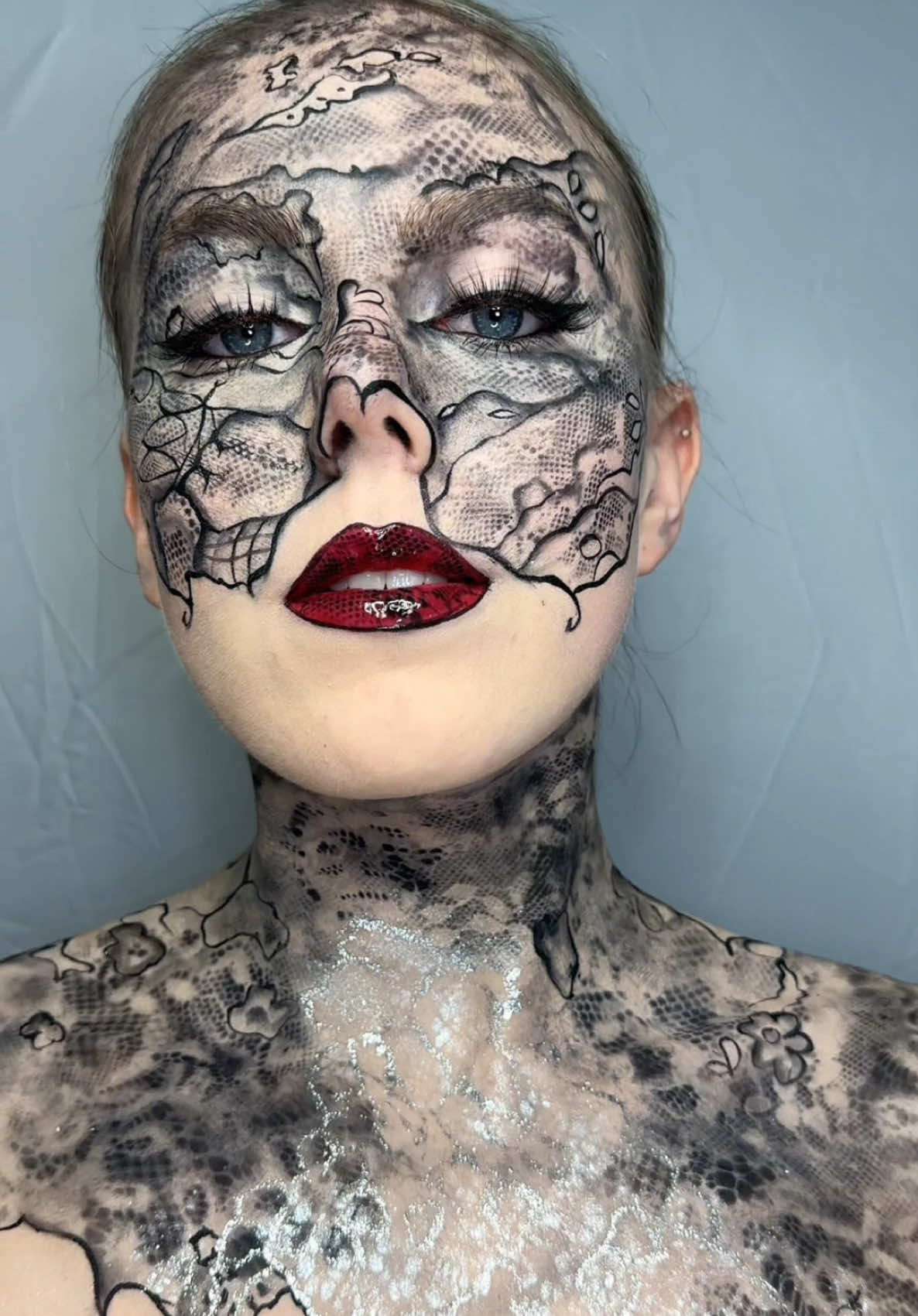 Lace makeup challenge = completed ✅ #lacemakeup #makeuptransformation #makeup #creativemakeup #makeuptransition 