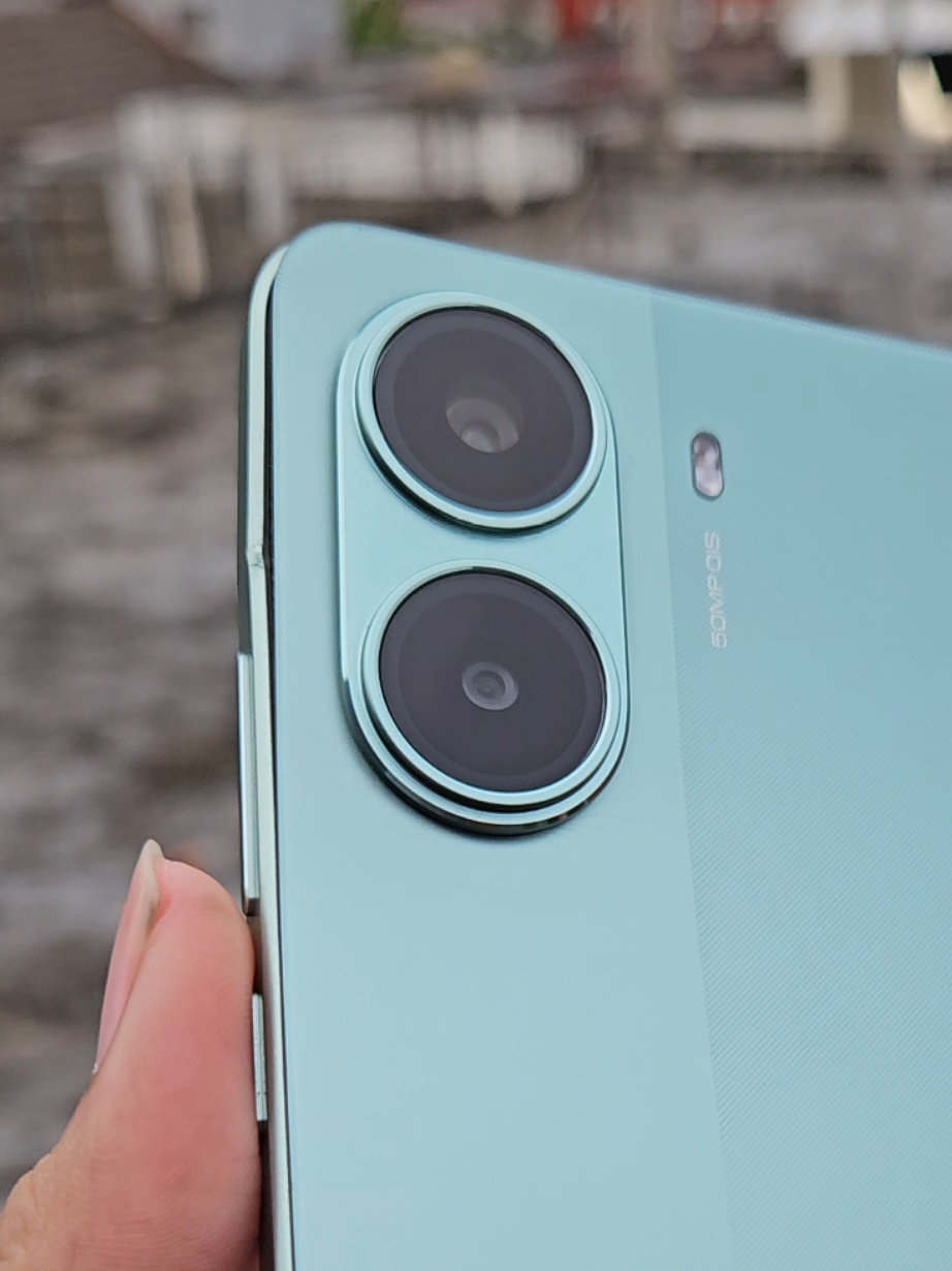 bengkok dikit gk ngaruh poco ni bos. btw kelindes mobil ya bukan kena saku  #poco #pocox7pro  #fypage #fypp #beranda  #xiaomi #mifans #redmi  #beranda #a4u #device 