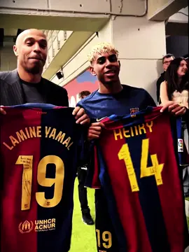 Yamal met the man himself, Titi 🥶 #football #yamal #barcelona 