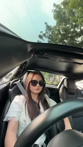 POV : punya mobil convertible + jalan jalan sore 🥹 #mercedesbenz #slc200 