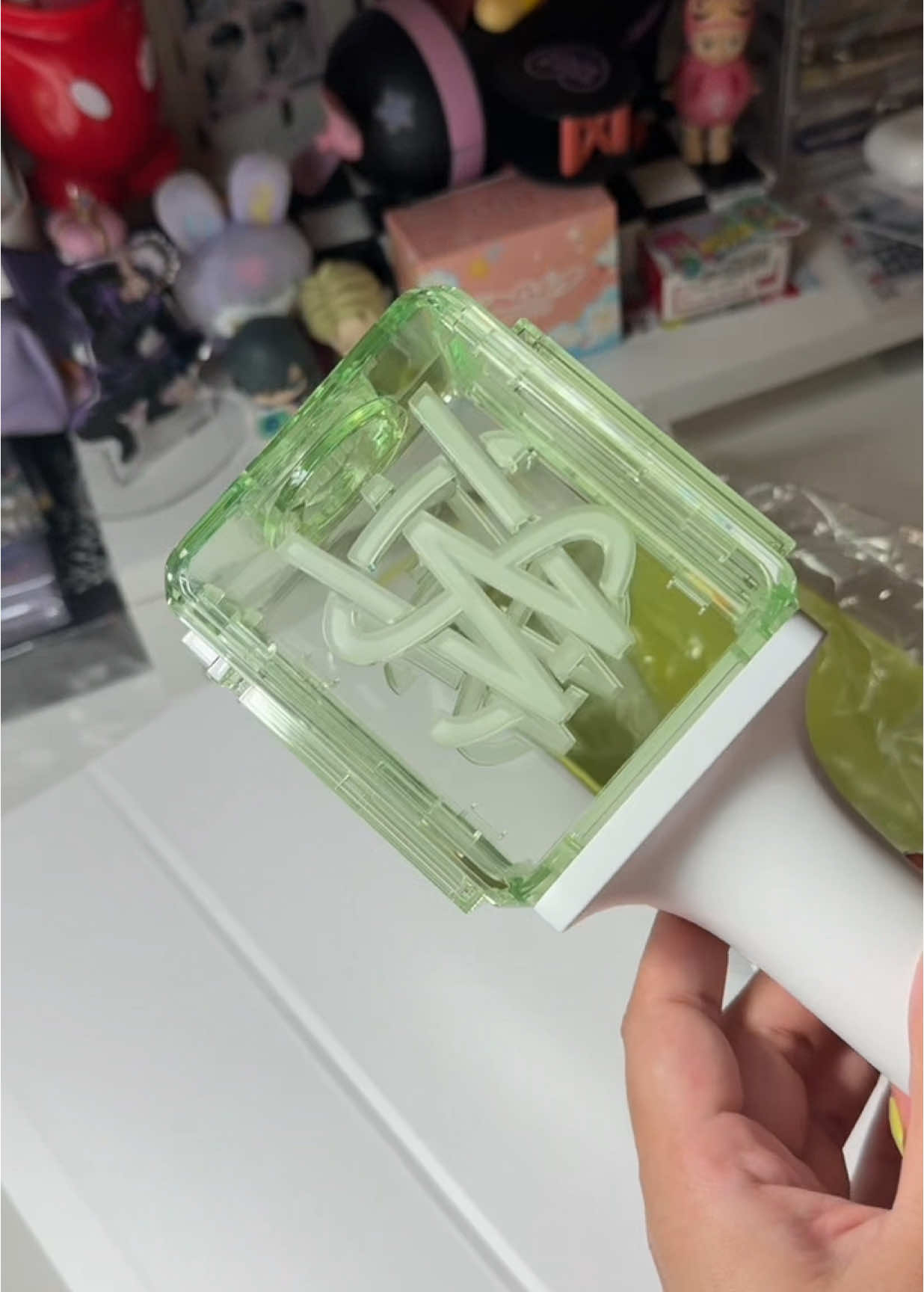 nct wish lighstick ver. 2 unboxing yeayy! ready for log in 😼 #fyp #nctwish #unboxing 