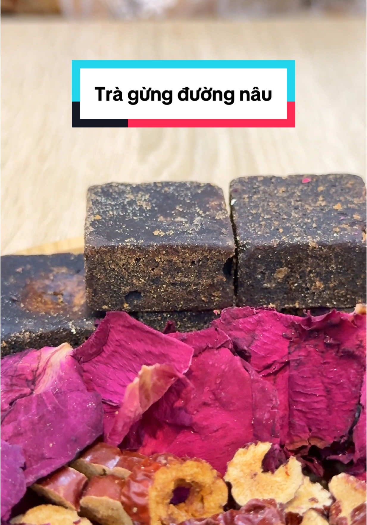 Trà gừng đường nâu nuôi dưỡng khí huyết cho chị em phụ nữ #meberyne #review #tragungduongnau 