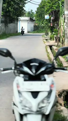 pusing pusing🗿#fy #vavarioan #vario125old #kzr125old #kzrgank #oldbutgold #kzr #foryoupage 