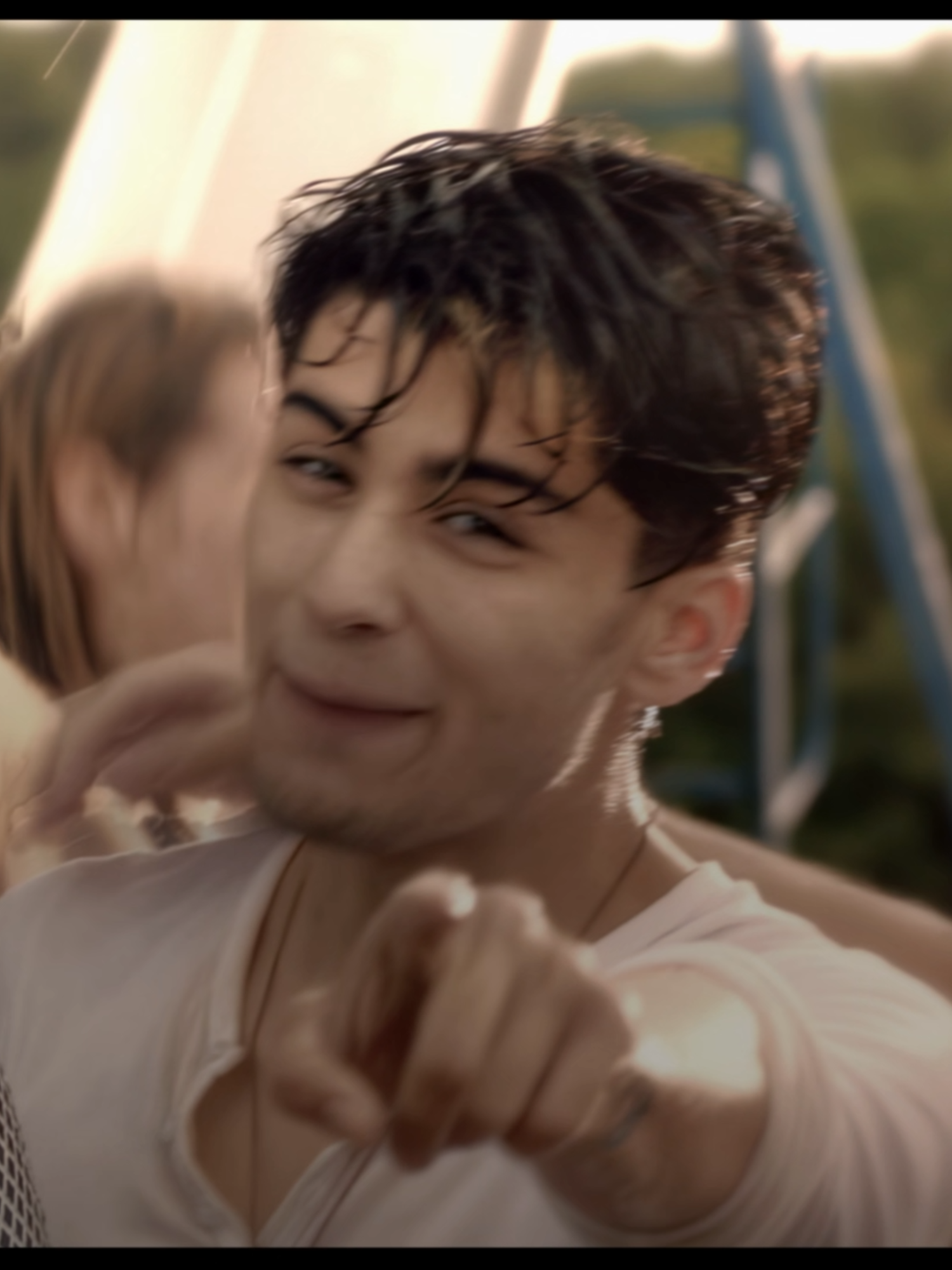 PUT YO HANDS UP!! no party like a 1d party frrr 🤭 | for 5Ds, @hqrrysghost & @lcllaby !! | sdt; riley bae cuz she put up with me losing my mind while making this @ialou1 @cvntylou @ni4llerr @rams..lou #1d #onedirection #fyp #zayn #harrystyles #liampayne #louistomlinson #niallhoran #viral #aftereffects