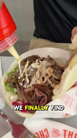 There's finally an authentic German doner in Manila and of course, we had to try it. 🌯 #2frenchinmanila #donerph 