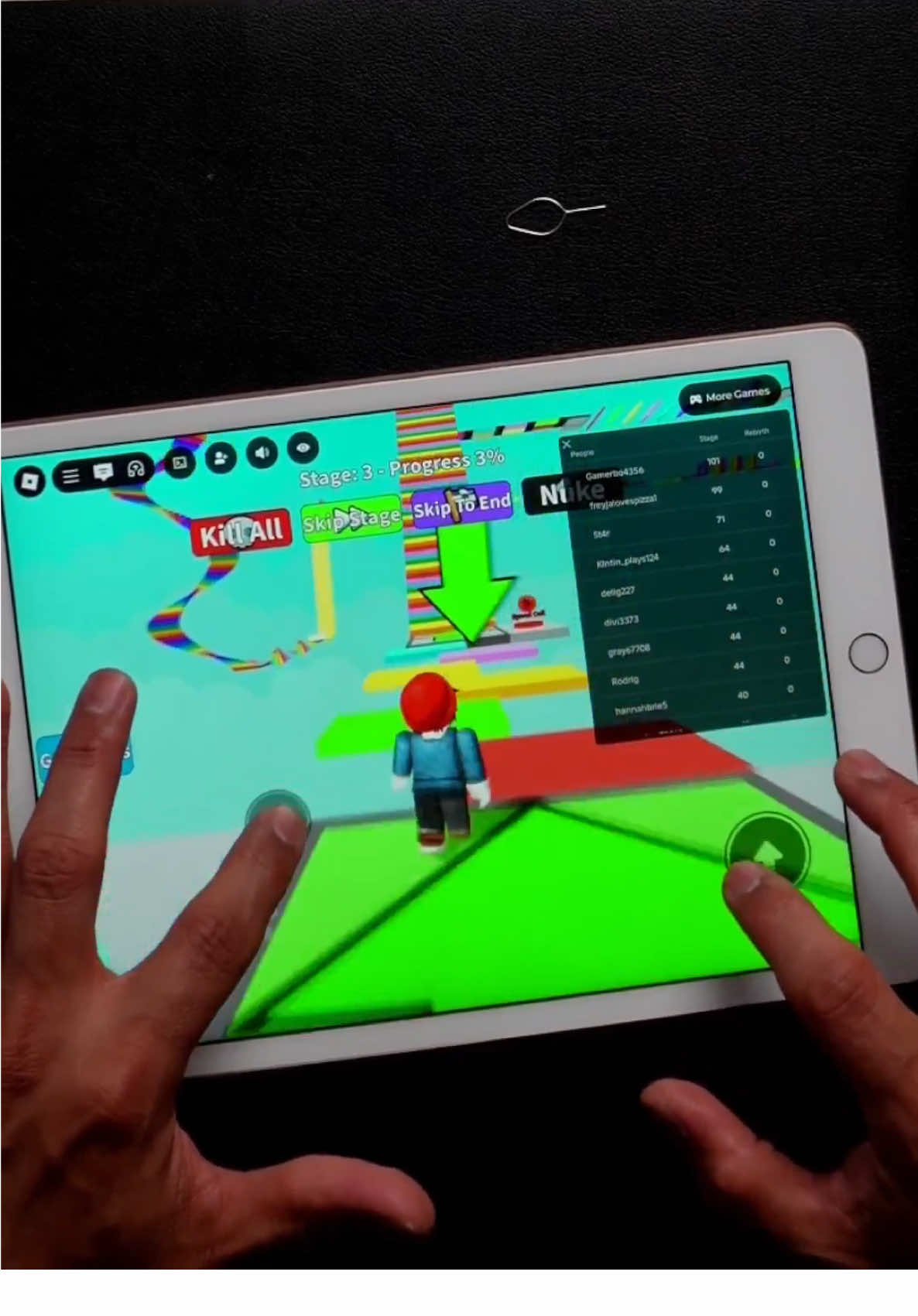 ‼️Can you play ROBLOX? On the refurb iPad‼️ #appleipad #ipad #tiktoklive #livehighlights #tiktokmademebuyit 