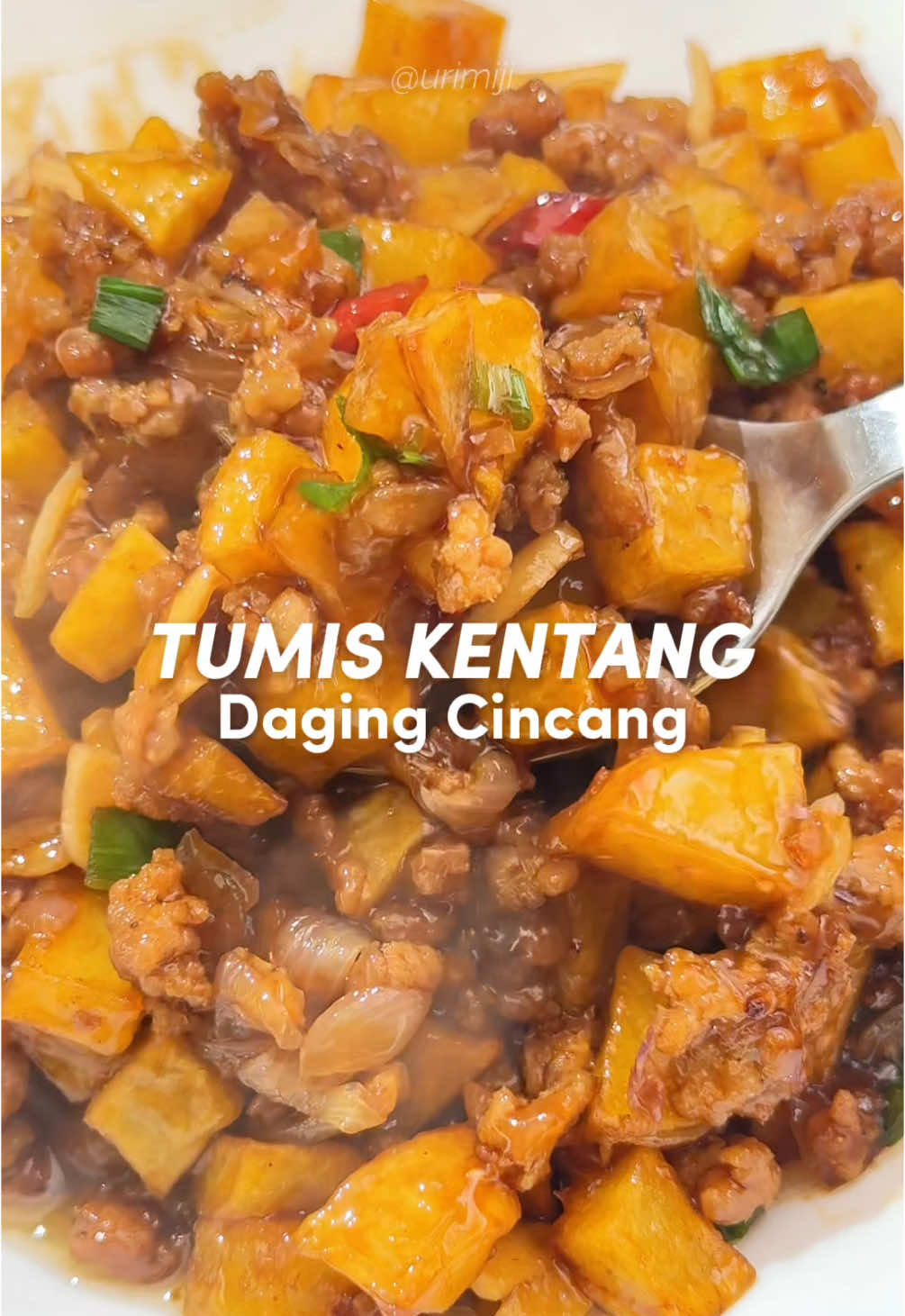 TUMIS KENTANG DAGING CINCANG. Recook punya chef WOAAAH @Hendrik Pyong  Bahan: - 400 gr Kentang - 200 gr Daging Cincang  (Babi/Sapi/Ayam ) - 5 pcs Bawang Putih - 8 pcs Bawang Merah - 3 pcs Cabe Keriting - Daun Bawang Pre Saus : - 2 sdm Saus Tiram - 3 sdm Kecap Manis - 3 sdm Kecap Asin  - 1 sdt Micin - 1 sdt Gula - 1/2 sdt Merica Putih - 1 sdt Maizena - 100 gr Air #tumiskentang #tumisdaging #tumiskentangdaging #chinesefood #chinesefoodlover #chinesefoodrecipe #potato #groundbeefrecipes #groundbeef #groundpork #groundporkrecipes #groundchicken #groundchickenrecipes #potatorecipe #potatorecipes #urimiji #urimijirecipe #urimijicooking