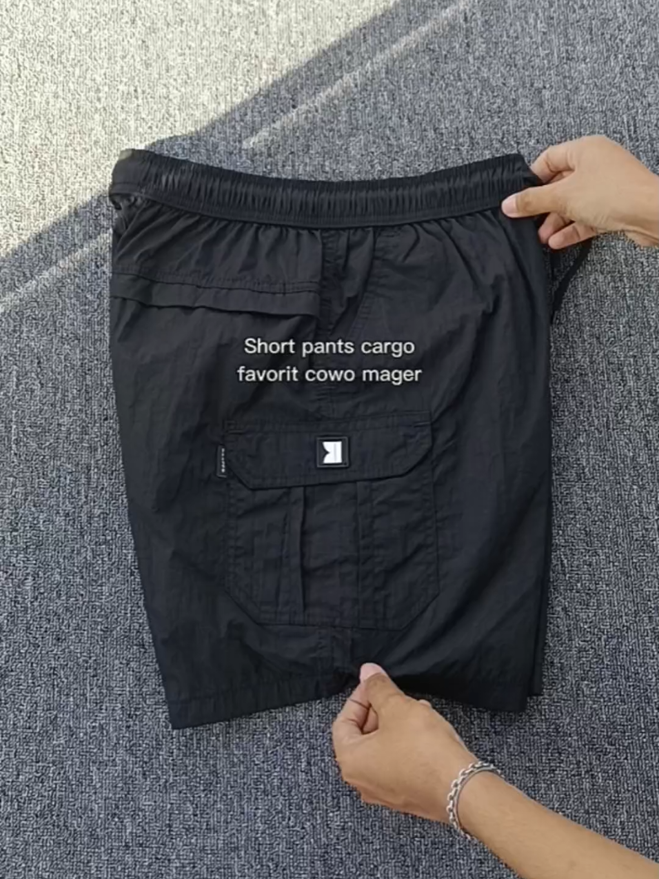 Short pants yang cocok buat cowo mager kayak kamu. #outfit #shortpants #cargopants #celanapendekcargo #celanapendek 
