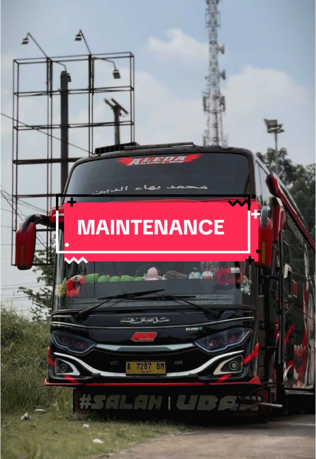 maintenance today 🤩‼️  ##paldogank##busmania##basuri##telolet#stikerbis #aleda #rrtrans 