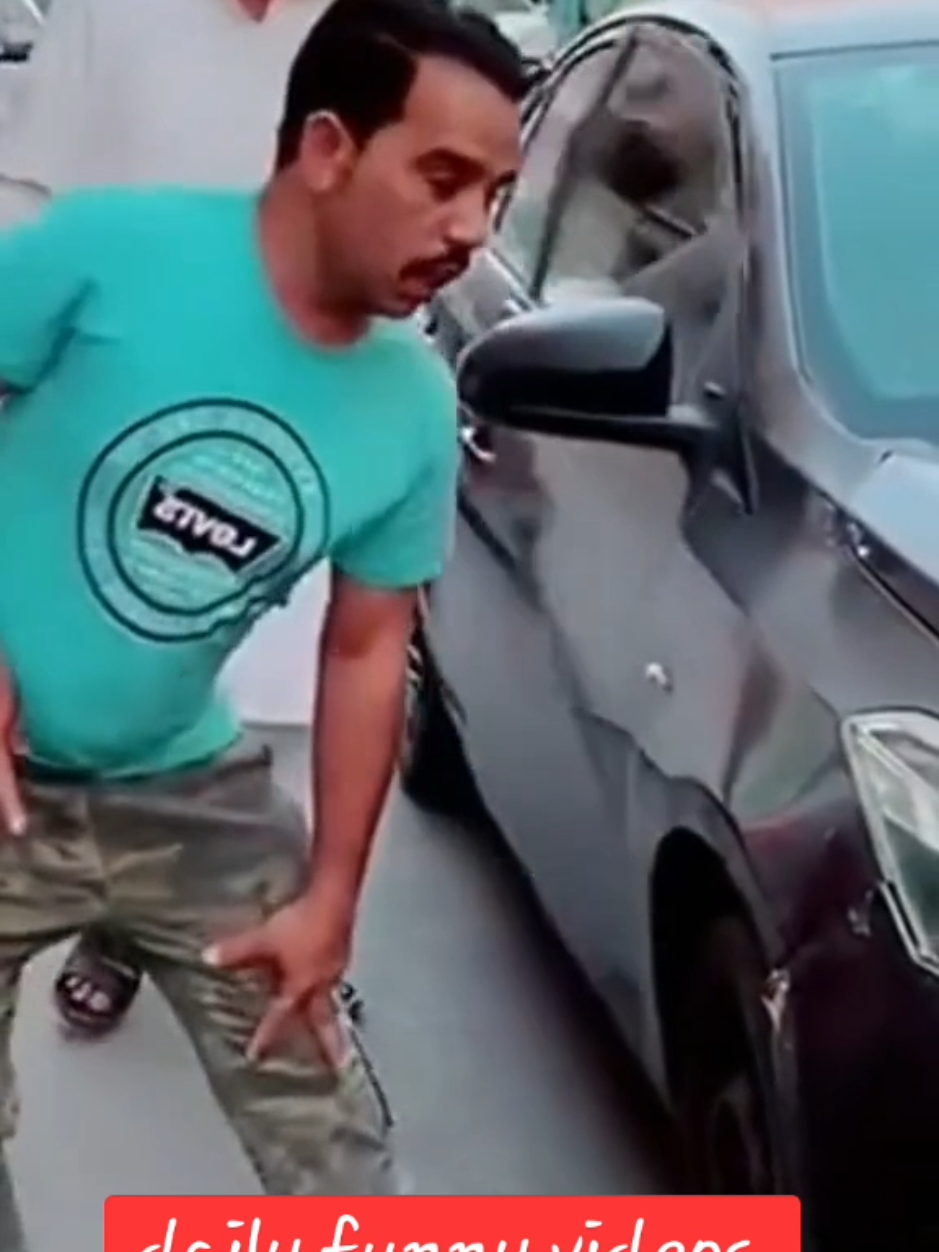 daily funny clips #hilarious #funny #shorts #funnyshorts #foryoupage #blowthisupforme #tik_tok #fyp #lmao #prankster #bestpranks 