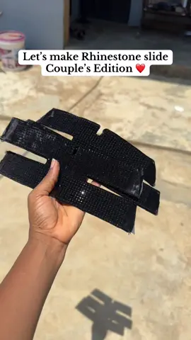 Rhinestone slide Couple’s edition ❤️ #wonuolaonibata #coupleslippers 