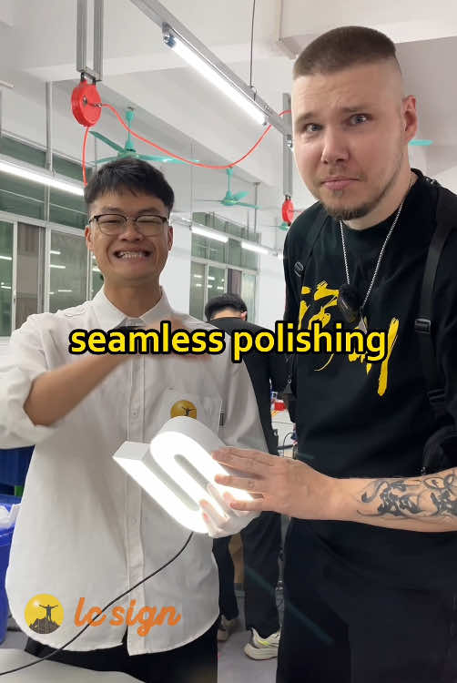 Affordable led sign🙌😘😘 @Scor奥熙  #ledsign #ledlights #restaurant #hotel #supermarket #tourism #lcsign #us #foryoupage #funnyvideo #wholesale #business #businesstips #franchise 