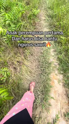 Tiap panen harus ikut😩 #sawitkalimantan🌴🌴🇮🇩 #fypage 