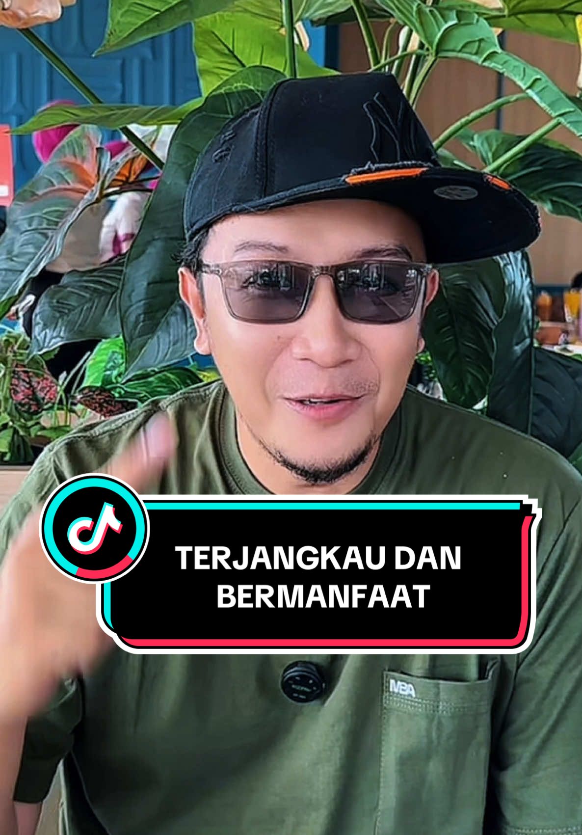 kacamata baca dan jalan keren double fokus beli 1 gratis 1 #kacamatakeren #kacamatajalandanbaca #kqcamatabacadanjalan 