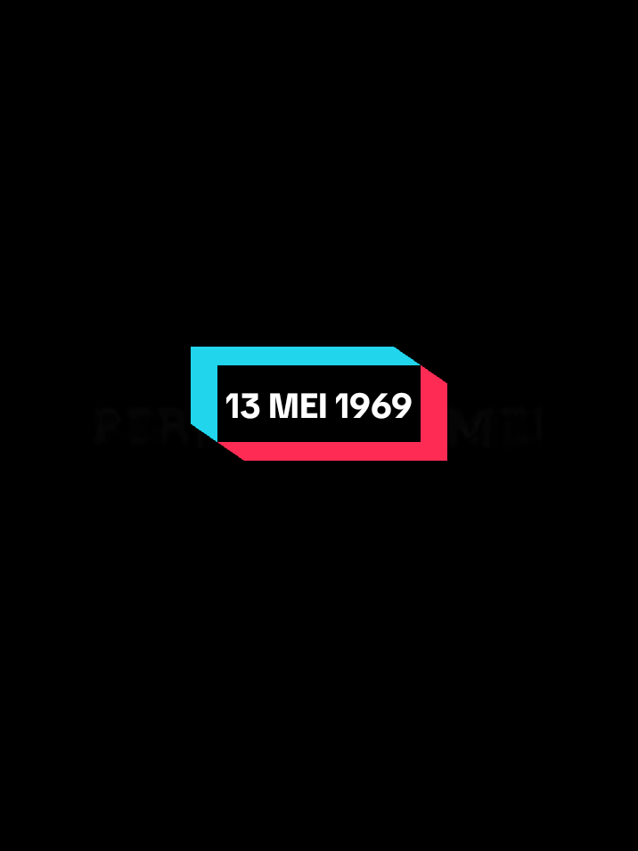 Peristiwa 13 Mei 1969 merujuk kepada rusuhan kaum yang berlaku di Kuala Lumpur dan kawasan sekitarnya di Malaysia. Ia merupakan salah satu peristiwa paling tragis dalam sejarah negara, mencerminkan ketegangan antara kaum yang wujud akibat jurang ekonomi, sosial, dan politik yang mendalam. ➤𝗟𝗮𝘁𝗮𝗿 𝗕𝗲𝗹𝗮𝗸𝗮𝗻𝗴 ➥𝗞𝗲𝘁𝗲𝗴𝗮𝗻𝗴𝗮𝗻 𝗞𝗮𝘂𝗺:  Sejak kemerdekaan pada 1957, terdapat ketidakseimbangan ekonomi antara kaum – orang Melayu kebanyakannya terlibat dalam sektor luar bandar dan pertanian, manakala kaum Cina lebih dominan dalam sektor perdagangan dan perniagaan. ➥𝗣𝗶𝗹𝗶𝗵𝗮𝗻 𝗥𝗮𝘆𝗮 𝗨𝗺𝘂𝗺 𝟭𝟵𝟲𝟵: Keputusan pilihan raya pada 10 Mei 1969 menyaksikan kemenangan besar parti pembangkang seperti DAP dan Gerakan di beberapa kawasan, sekali gus menjejaskan dominasi politik Perikatan (UMNO, MCA, MIC). ➥𝗣𝗲𝗿𝗮𝗿𝗮𝗸𝗮𝗻 𝗞𝗲𝗺𝗲𝗻𝗮𝗻𝗴𝗮𝗻 𝗱𝗮𝗻 𝗧𝗶𝗻𝗱𝗮𝗸 𝗕𝗮𝗹𝗮𝘀 Perarakan oleh parti-parti pembangkang dianggap provokatif oleh sesetengah pihak Melayu. Tindak balas berlaku dalam bentuk perhimpunan balas oleh orang Melayu, dan akhirnya tercetus rusuhan. ➤𝗞𝗿𝗼𝗻𝗼𝗹𝗼𝗴𝗶 ➥13 Mei 1969: Rusuhan bermula di Kuala Lumpur – keganasan, pembunuhan, dan pembakaran berlaku antara kaum Melayu dan Cina. ➥𝗗𝗮𝗿𝘂𝗿𝗮𝘁 𝗗𝗶𝗶𝘀𝘆𝘁𝗶𝗵𝗮𝗿𝗸𝗮𝗻: Kerajaan mengisytiharkan darurat dan menggantung Parlimen. Majlis Gerakan Negara (MAGERAN) ditubuhkan untuk mengambil alih pentadbiran negara. ➥𝗔𝗻𝗴𝗴𝗮𝗿𝗮𝗻 𝗞𝗼𝗿𝗯𝗮𝗻:  Angka rasmi menyebut 196 terbunuh, tetapi sumber tidak rasmi mengatakan jumlah sebenar mungkin lebih tinggi. ➤𝗞𝗲𝘀𝗮𝗻 ➥𝗣𝗲𝗺𝗯𝗲𝗻𝘁𝘂𝗸𝗮𝗻 𝗗𝗮𝘀𝗮𝗿 𝗘𝗸𝗼𝗻𝗼𝗺𝗶 𝗕𝗮𝗿𝘂 (𝗗𝗘𝗕):  Untuk membasmi kemiskinan dan menyusun semula masyarakat demi mengurangkan jurang ekonomi antara kaum. ➥𝗞𝗮𝘄𝗮𝗹𝗮𝗻 𝗞𝗲𝘁𝗮𝘁 𝘁𝗲𝗿𝗵𝗮𝗱𝗮𝗽 𝗠𝗲𝗱𝗶𝗮 𝗱𝗮𝗻 𝗪𝗮𝗰𝗮𝗻𝗮 𝗔𝘄𝗮𝗺: Peristiwa ini menjadi subjek sensitif dan sukar dibincangkan secara terbuka dalam wacana awam selama beberapa dekad. ➥𝗣𝗼𝗹𝗶𝘁𝗶𝗸: Ia membawa kepada perubahan dasar kerajaan serta penekanan terhadap konsep 