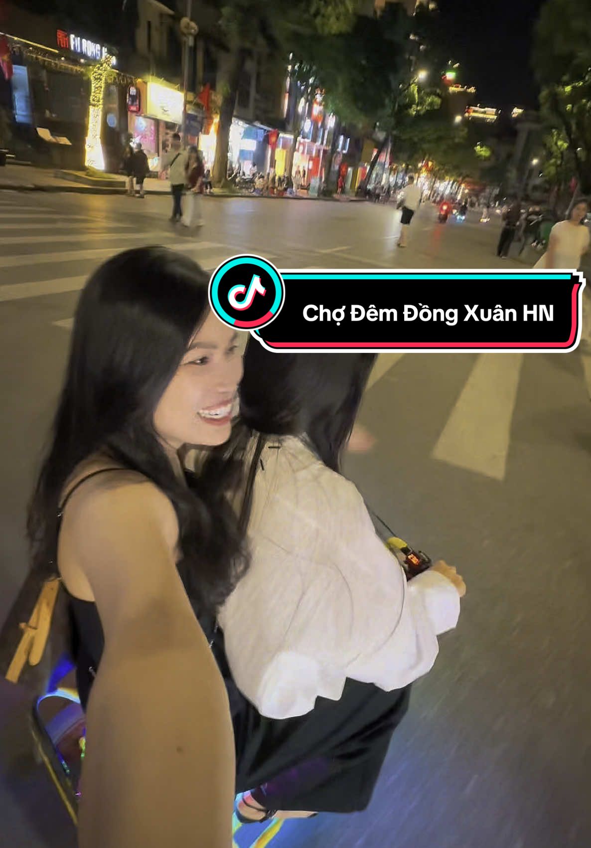 Trải nghiệm chợ đêm Đồng Xuân Hà Nội cùng em nha các bác #xh #phodibo #chodongxuanmarket #hanoi #hanoifood #xh 