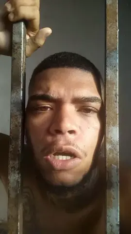 onproprio filho deu um golden na mae 