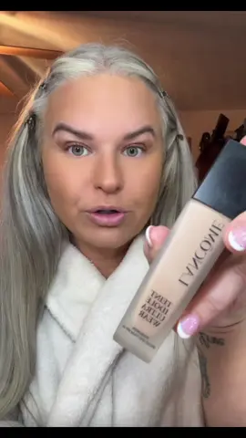 Buildable, full coverage and matte finish! #foundation #lancome #fullcoveragefoundation 
