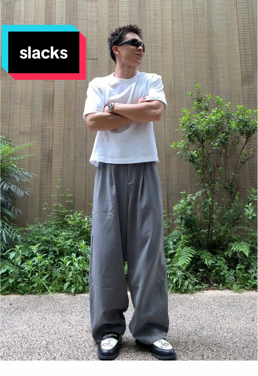 最高スラックス‼️最高白T#OOTD #outfit #outfitinspo #slacks #street 
