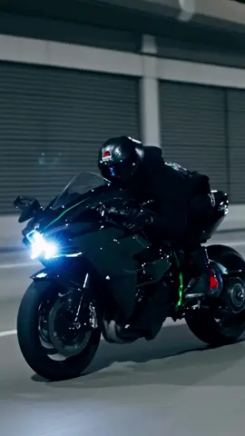 KAWASAKI NINJA H2 CARBON #MOTO #KAWASAKI #KAWASAKININJAH2CARBO #H2CARBON #xuhuong 