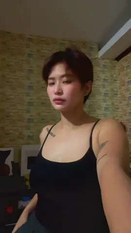 Not illegal to have armpit hair right? HAHAHAHAHAH never mahihiya ganda ganda ko eme 🤣 #f #fyp #philippine #asian #shorthair  