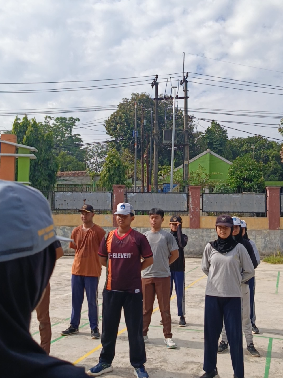JANGAN CHAT AKU DULU YA, AKU LAGI SAMA DIA!!!! sudah tau jadi second choise tapi tetap berharap lebih, sudah tau berjuang sendiri tapi tetap memaksakan diri.  dasar second choise !!!  .  .  .  @infopaskibraka.id  #pembaris #lkbb #fyppppppppppppppppppppppp #fypage ##kebersamaan #ppikotabogor #bogorchampionship #paskibraka #viral #pelatihpaskibra #pembarisindonesia #JelajahMerdeka #viralvideo #fyp #lkbbpaskibra #ppikabbogor #lkbbpalingupdate #sman1rancabungur #kejurnas 