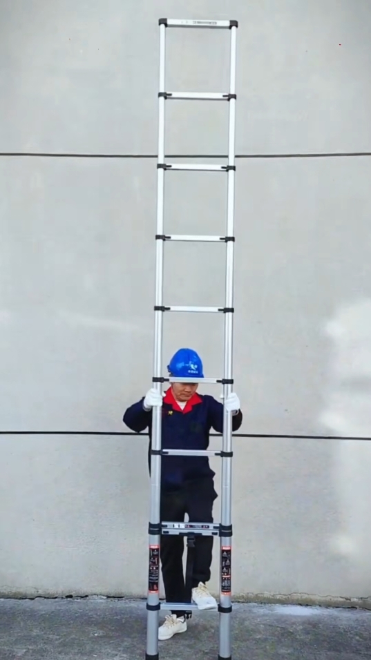 Aluminum Telescopic Ladder Straight 3M 9.8ft## aluminum alloy telescopic ladder # aluminum alloy ladder # telescopic ladder # ladder # efficient energy utility tool # hardware tool #fyp #foryou #tiktokshop #goodthing 