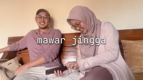 Udah suka lagunya, tapi versinya vanessa bikin terngiang-ngiangg @lifeisgood2929 @Juicy Luicy @VANESSA ZEE #mawarjingga #juicyluicy #coversong 