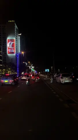 Lang thang về đêm ở nha trang #kyuctrondi #nha #nhậtký #langthangđườngphố #nhachay #fypp #nhatrang #checkinvietnam #wuyyybui #fyp #nhatrangcity 