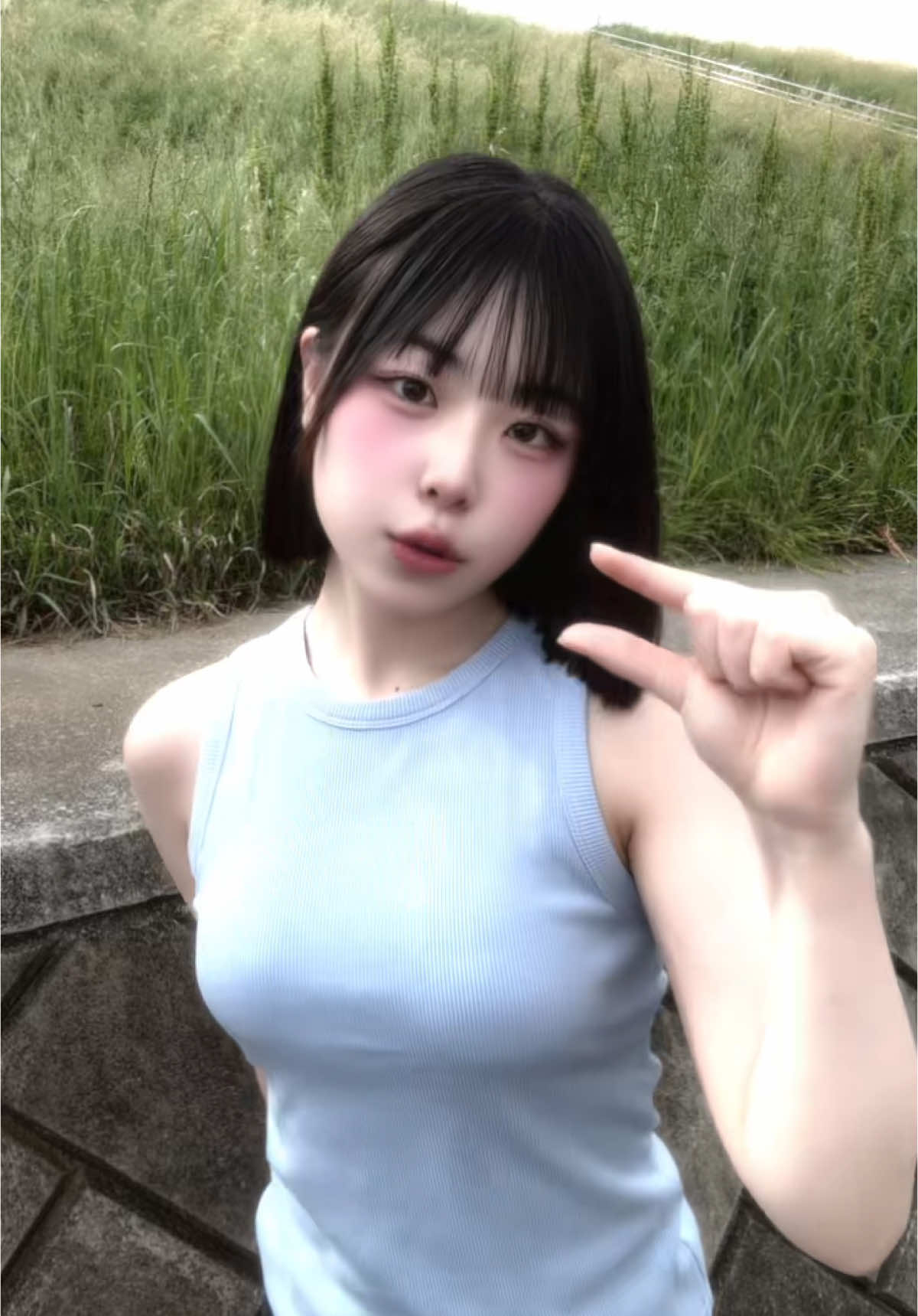 急速にフォロワーさんが700人から1500人まで増えちゃってて流石にうれしすぎるよˆ > ₃ < ˆ🩷シャドバンはやめてね😸 #10 #中3 #ljc #fypシ゚ #おすすめ #いいねとフォローお願いします 