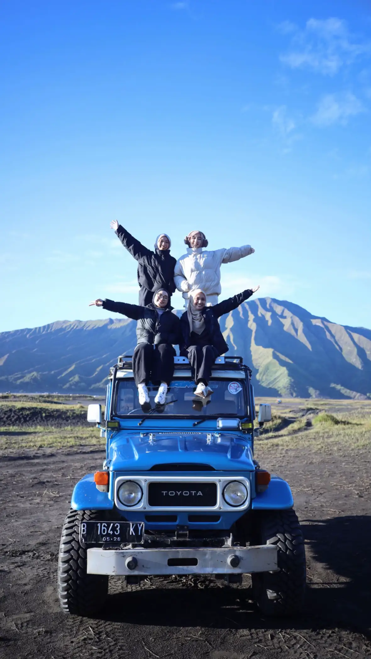 Finally the Bromo trip is out of the chat 🤪🤪#bromotrip #bromotenggersemeru #abcxyz 