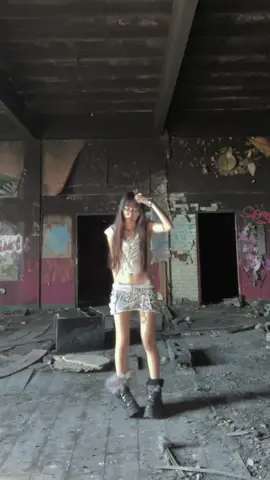 #outfitinspo #OOTD #fashiontrends #alt #fitcheck 