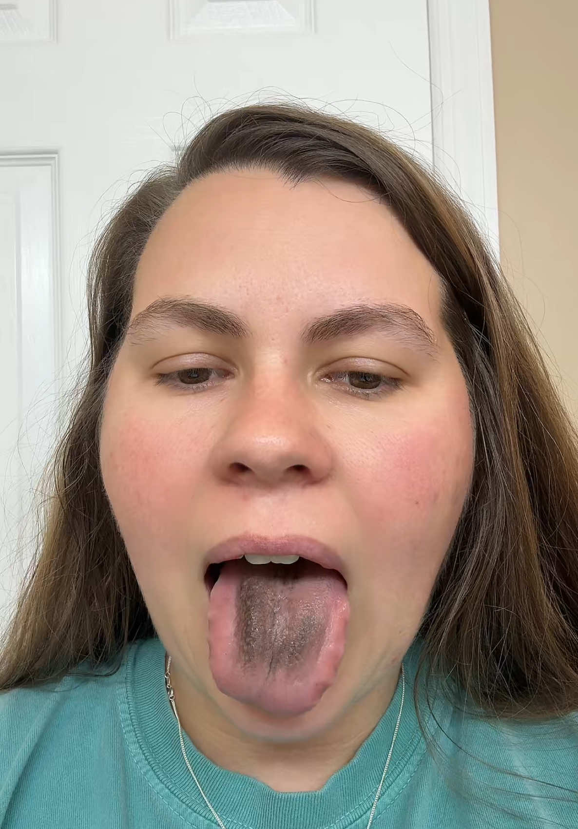 My stepson ate one and the next morning he woke up FREAKING out because he was spitting black and then saw his tongue 🤣🤣🤣 forgot to mention if you go to sleep after taking it, it turns your tongue black #pepto #peptobismol #blacktongue #fyp 