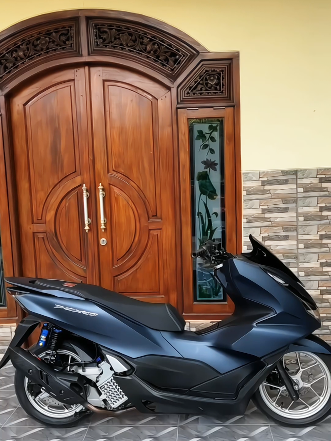 velg dana pelajar velg vario old pnp ke PCX dijamin bikin motor makin ganteng dan keren abisss🔥 #fyp #velgvariopnppcx #velgvario #pnp #pcx160 #pcx160ล้อ17แต่งสวย #pcx160modifikasi #pcxproper #fyppppppppppppppppppppppp 