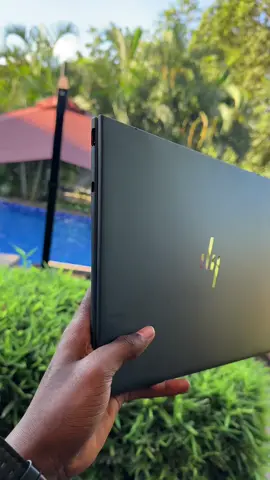 HP DRAGONFLY G4 I7 PROCESSOR  16GB RAM 512SSD  13