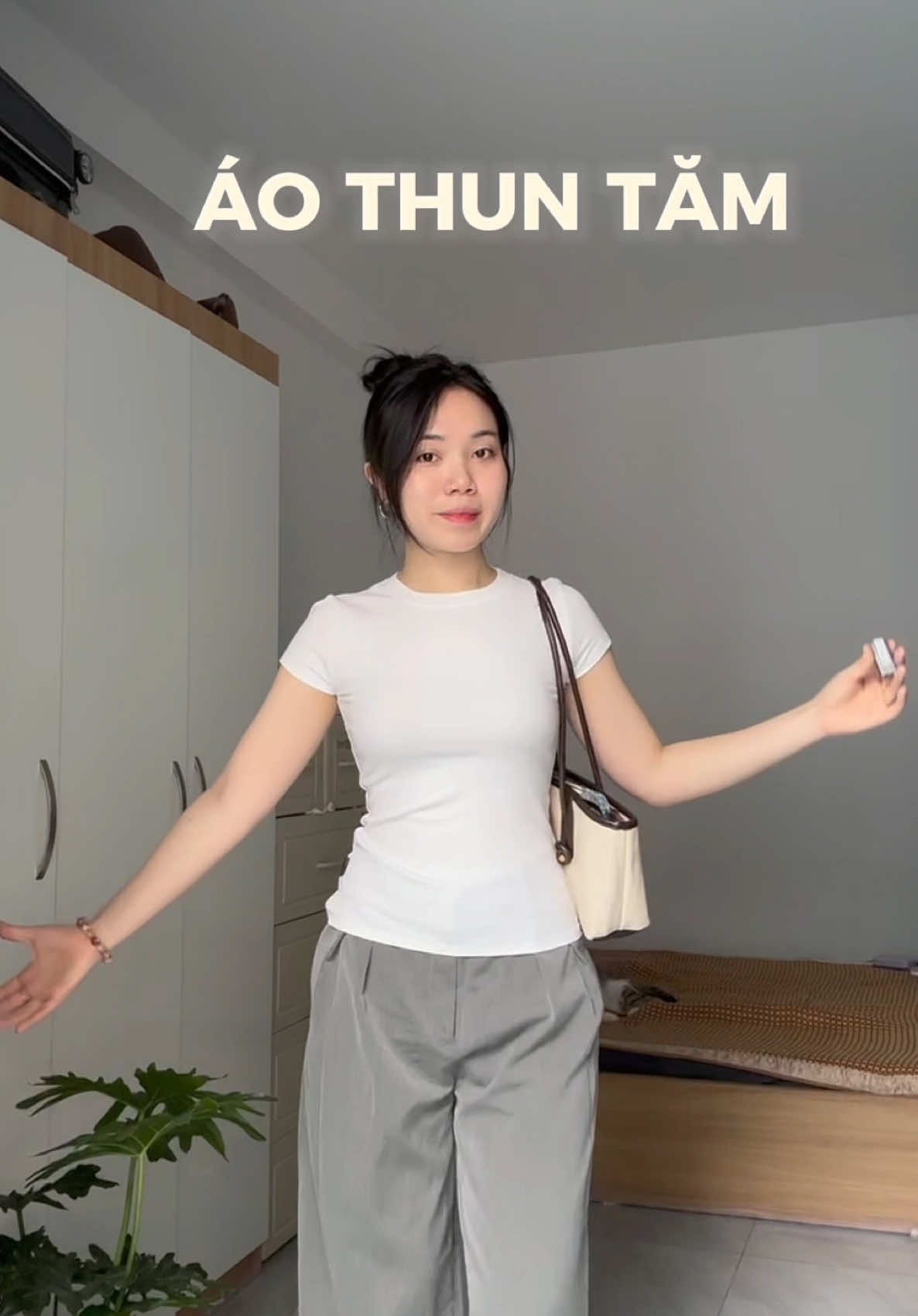 áo này siu dễ mặc lun #loanchu #aothun #aobody 