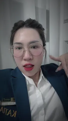 Cũng chỉ vì vật chất nên làm ah tham phú phụ bần 😌😌😌😌