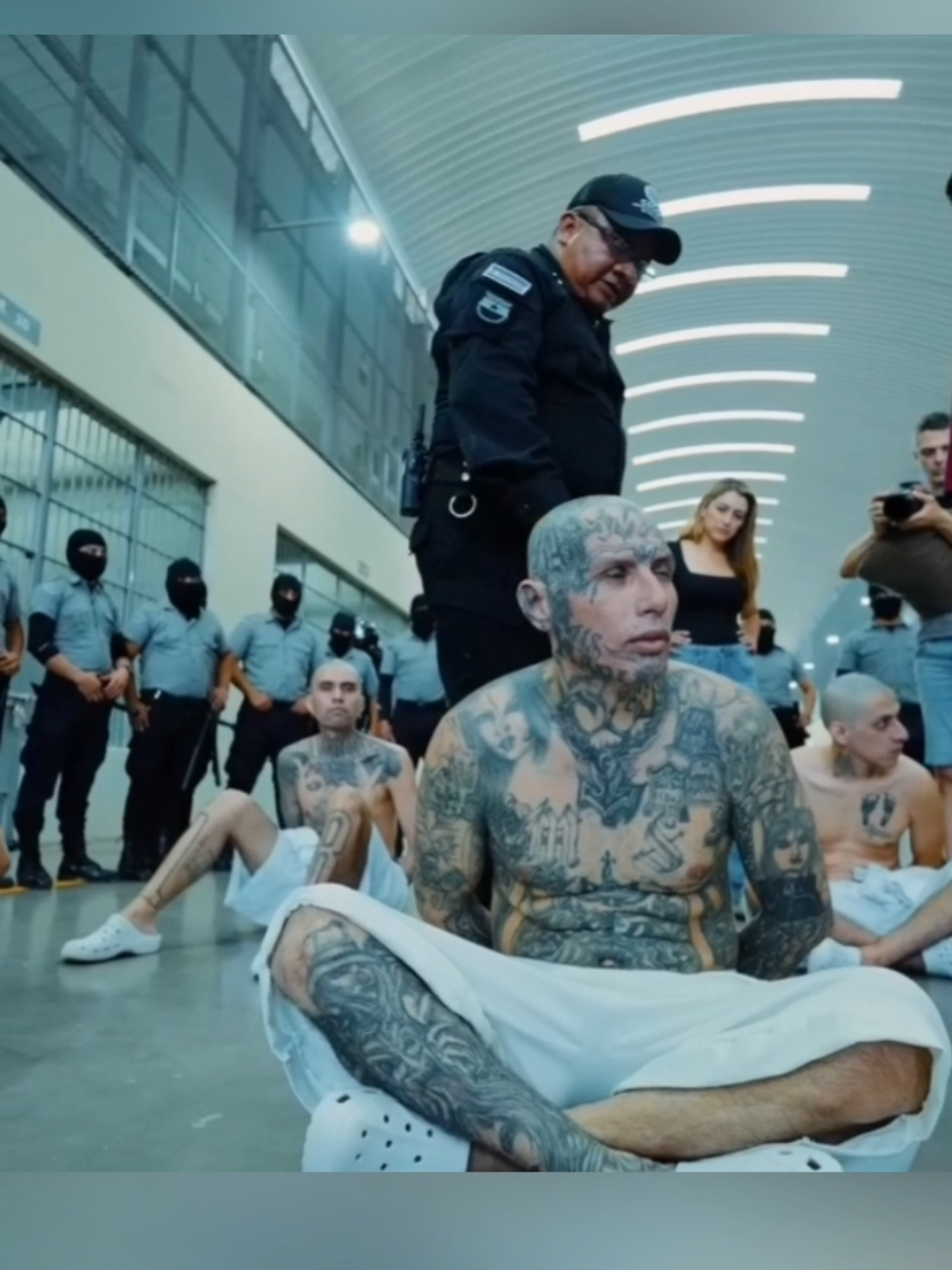 largest prison in America  #documentary #prison #prisontiktok #prisonbreakedit #prisonschool #gang #elsalvador 